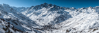 Winter Schneebedeckte Berglandschaft Mit Dorf Unter Blaüm Himmel | Winterlandschaften | Landschaften