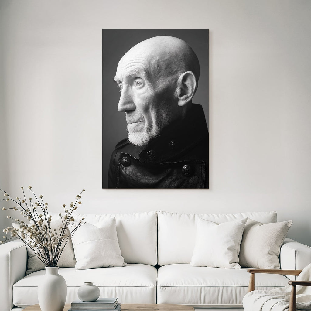 Based On The Image Description Aläscher Mann Mit Lederjacke Portrait