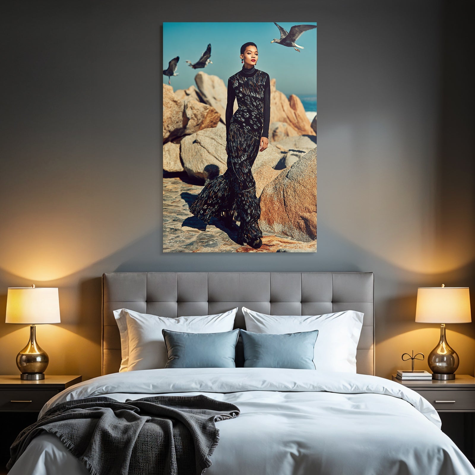 Modelexperiment Musterkleid Felsen Meer Vögel Himmel