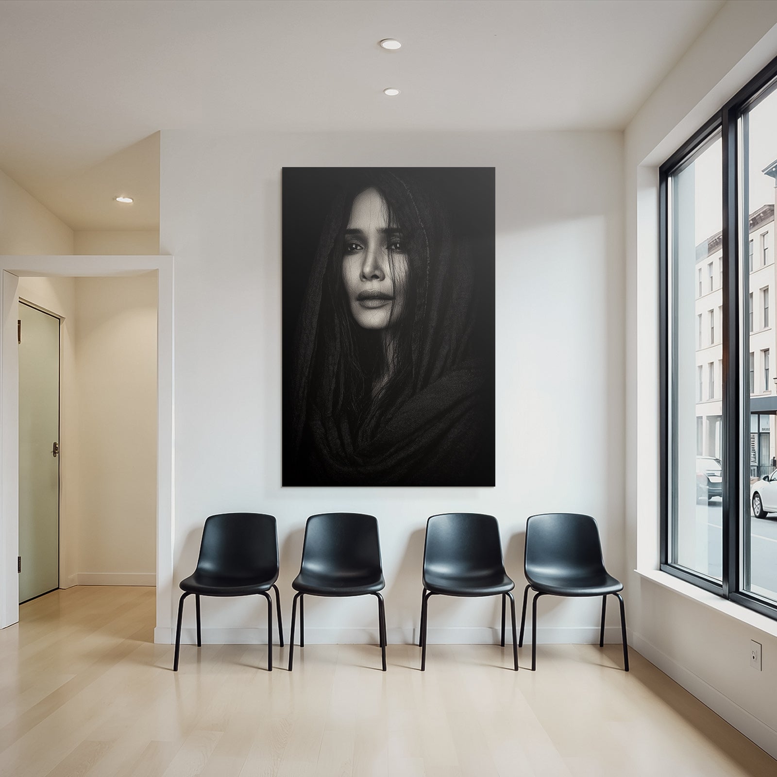 Black And White Portrait Der Person Mit Langem Hair In Dunkler Garderobe