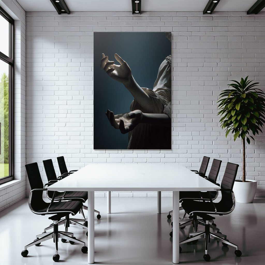 Nahaufnahme Der Hände Einer Skulptur Mit Drama Licht Effekt