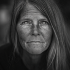 Close Up Portrait Individual Freckles Distinct Features Sw | Portraets | Menschen und Emotionen
