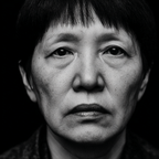 Schwarz Weiss Portrait Mit Ernster Ausdruck | Portraets | Menschen und Emotionen