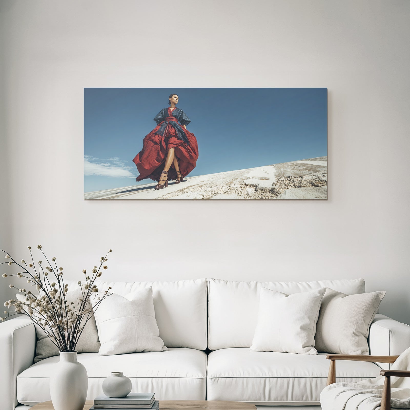 Dramatisches Modell Outfit Blau Rot Himmel Fotografie