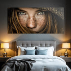 Naheaufnahme Portrait Der Person Mit Freckles Und Intensiven Augen