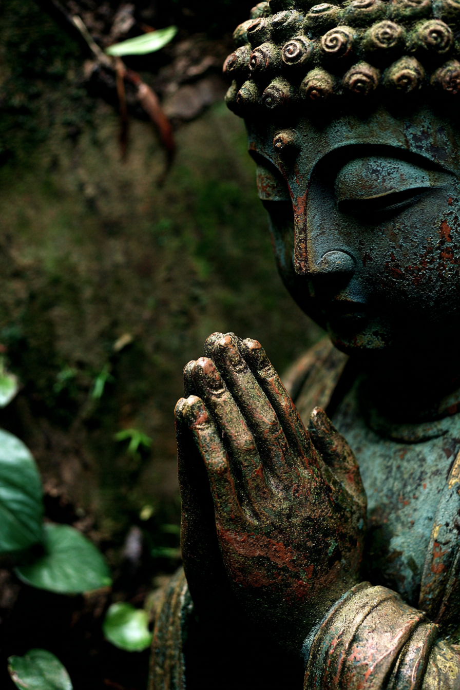 Statü Meditative Pose Rüstung Grün Erdtöne | Spirituelle Motive und Buddha | Menschen und Emotionen