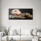 Person Mit Tattoos Und Schmuck Kunstvolle Darstellung