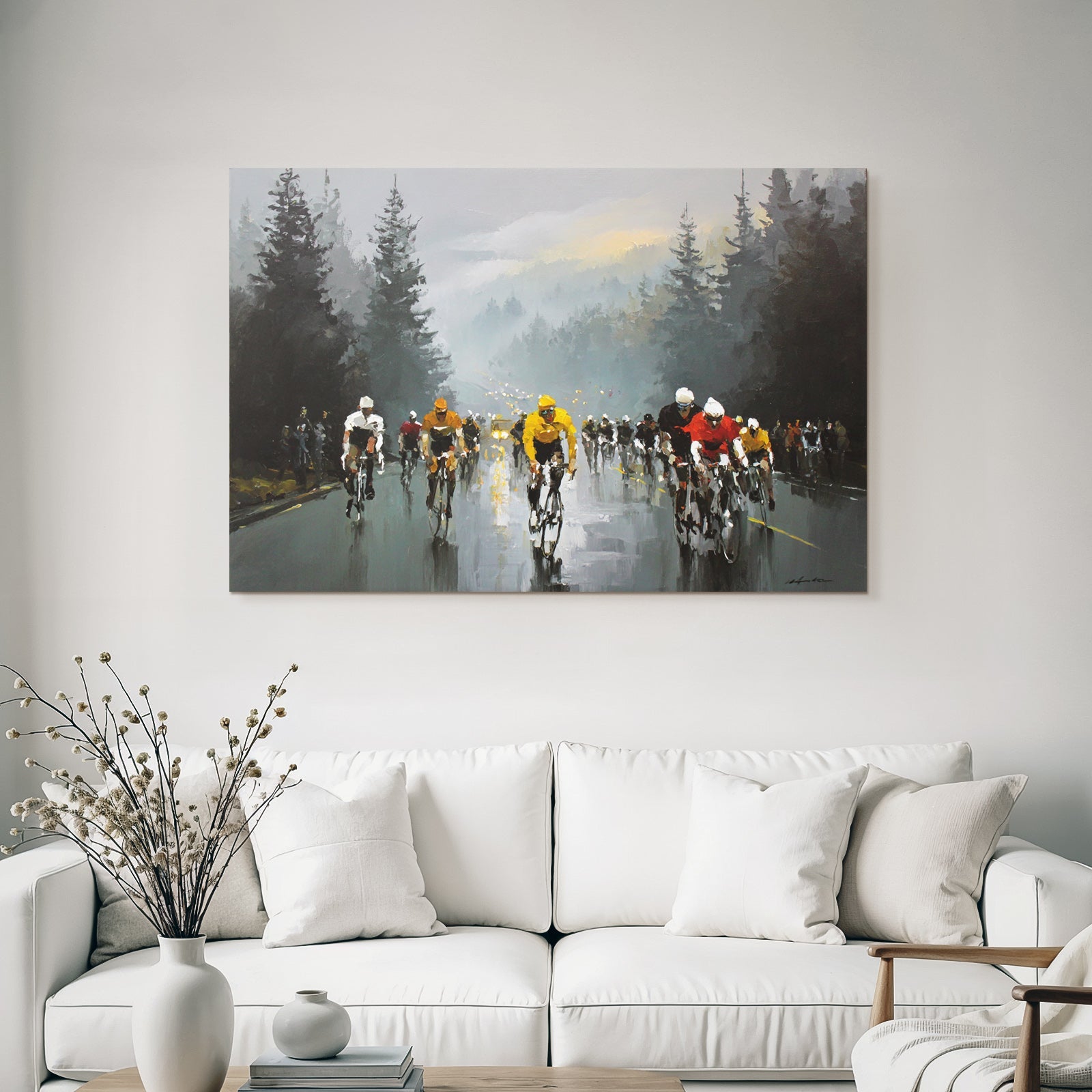 Cycling Race Im Regen Mit Nebel Und Dunklen Bäumen
