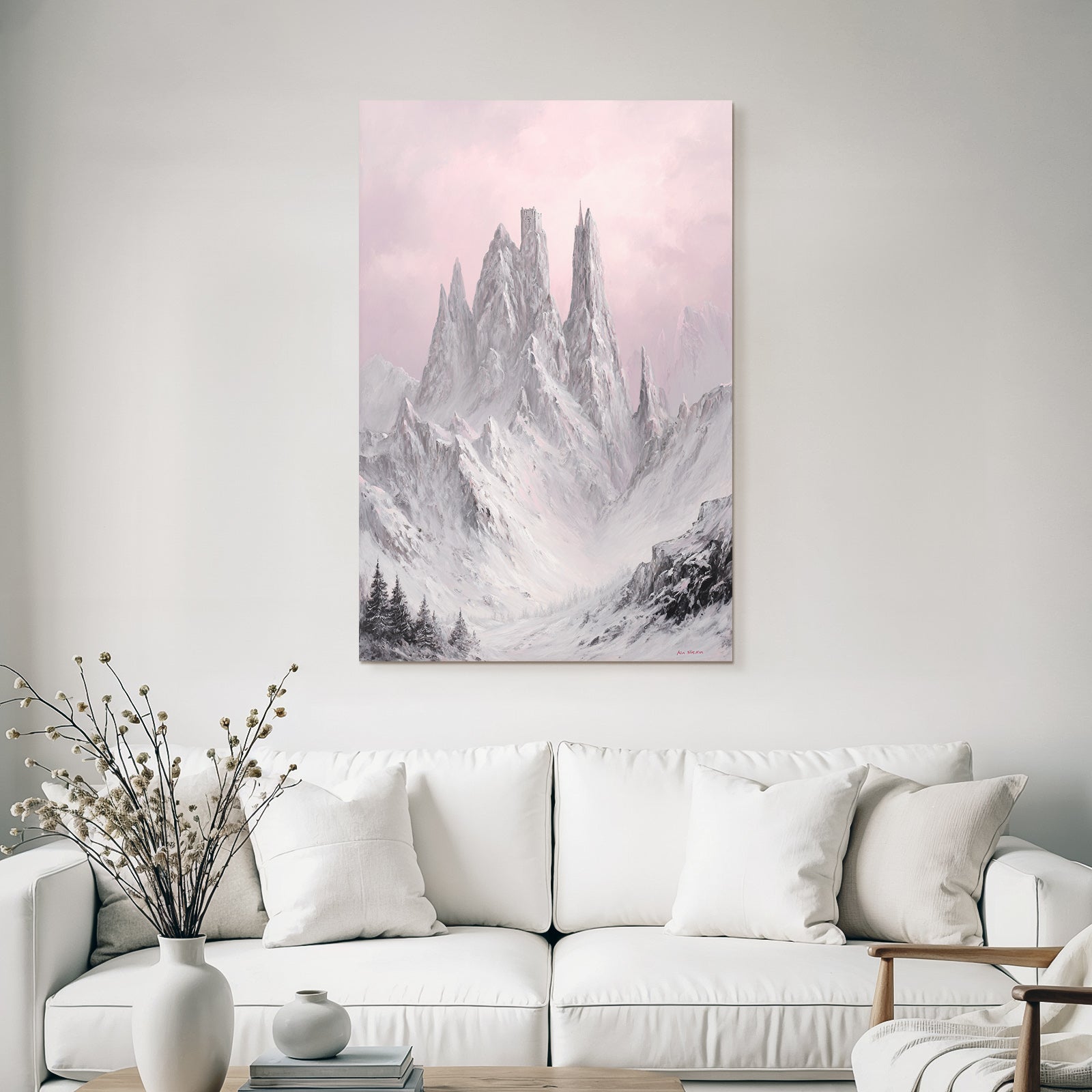 Bergschloss In Rosaroter Winterlandschaft