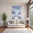 Schneebedeckte Berglandschaft Mit Windendem Fluss