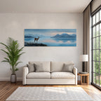 Ruhige Landschaft Mit Hirsch Am Seeufer