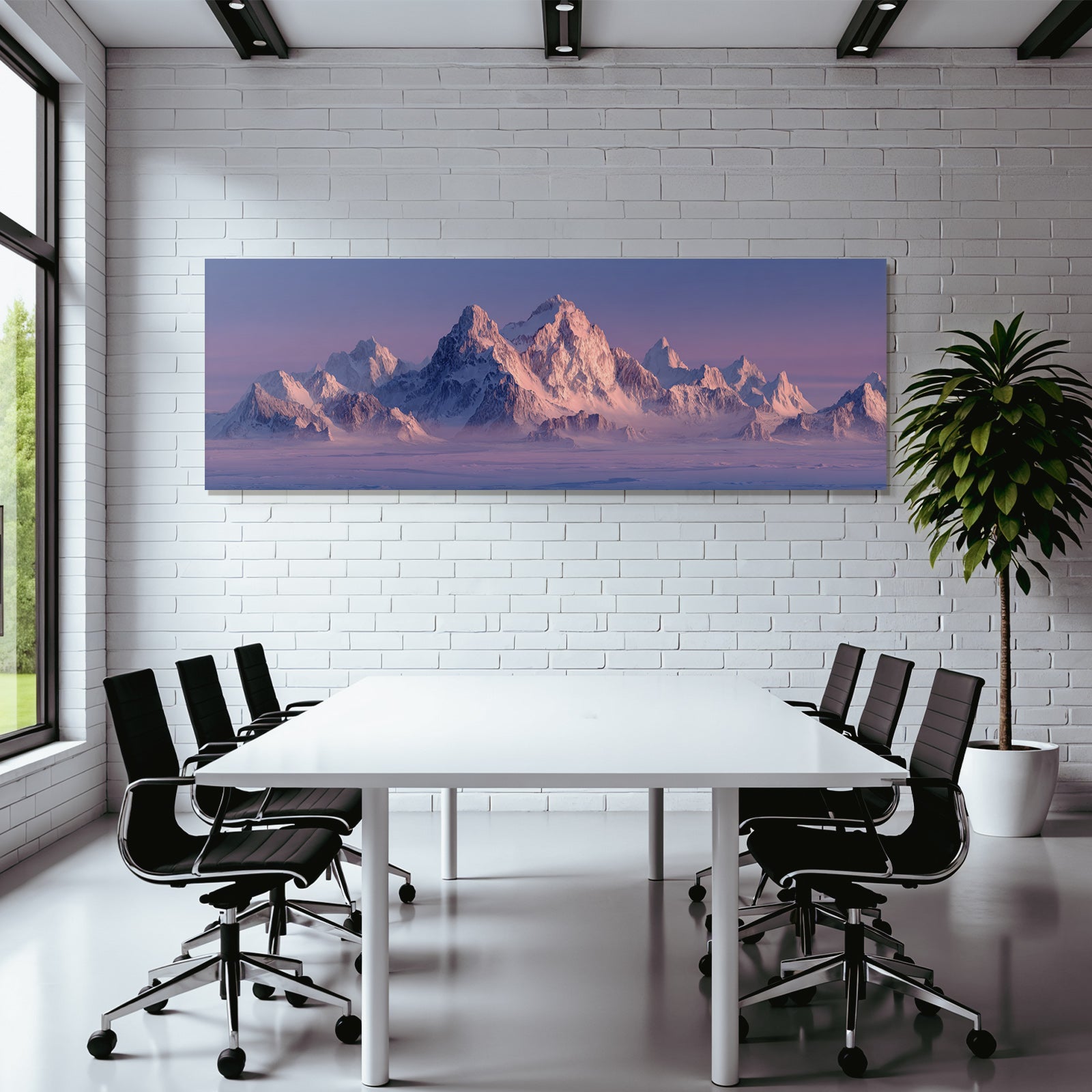 Schneebedeckte Berge Bei Sonnenaufgang