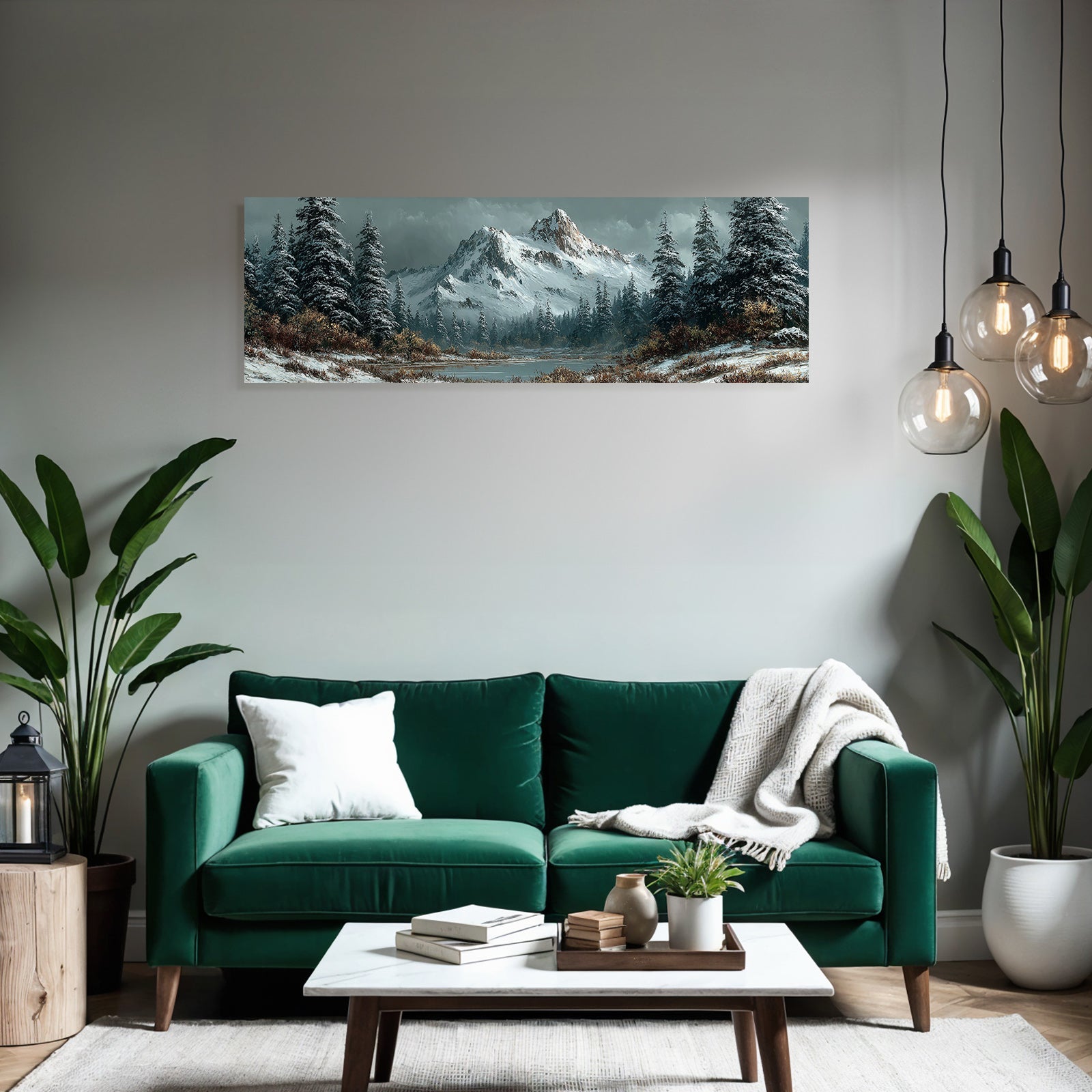 Verschneite Berglandschaft Mit Wald Und See Unter Wolkigem Himmel