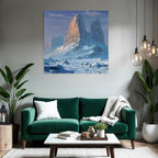 Majestatische Winterlandschaft Mit Schneebedeckten Gipfeln Und Pyramidenartigem Turm