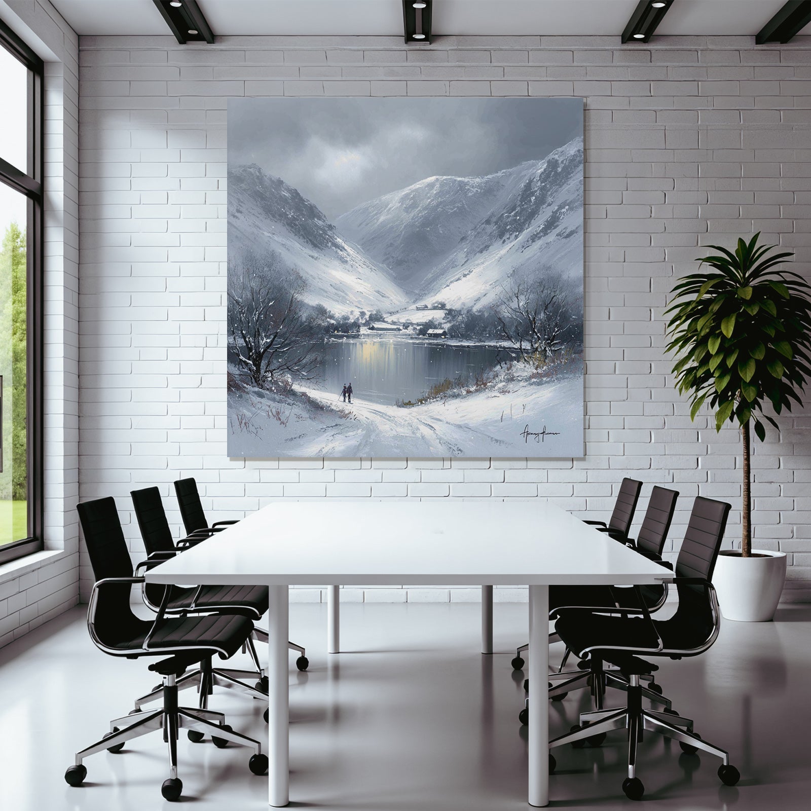 Winterlandschaft Mit Zwei Wanderern An Sanftem See Im Verschneiten Tal