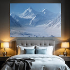 Schneebedeckte Berglandschaft Mit Wanderern