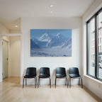 Schneebedeckte Berglandschaft Mit Wanderern