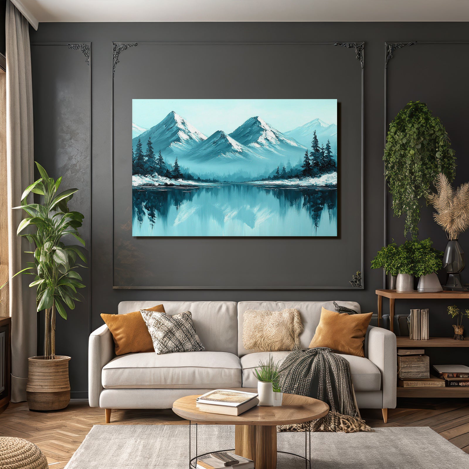 Verschneite Berge Mit Spiegelung Im See