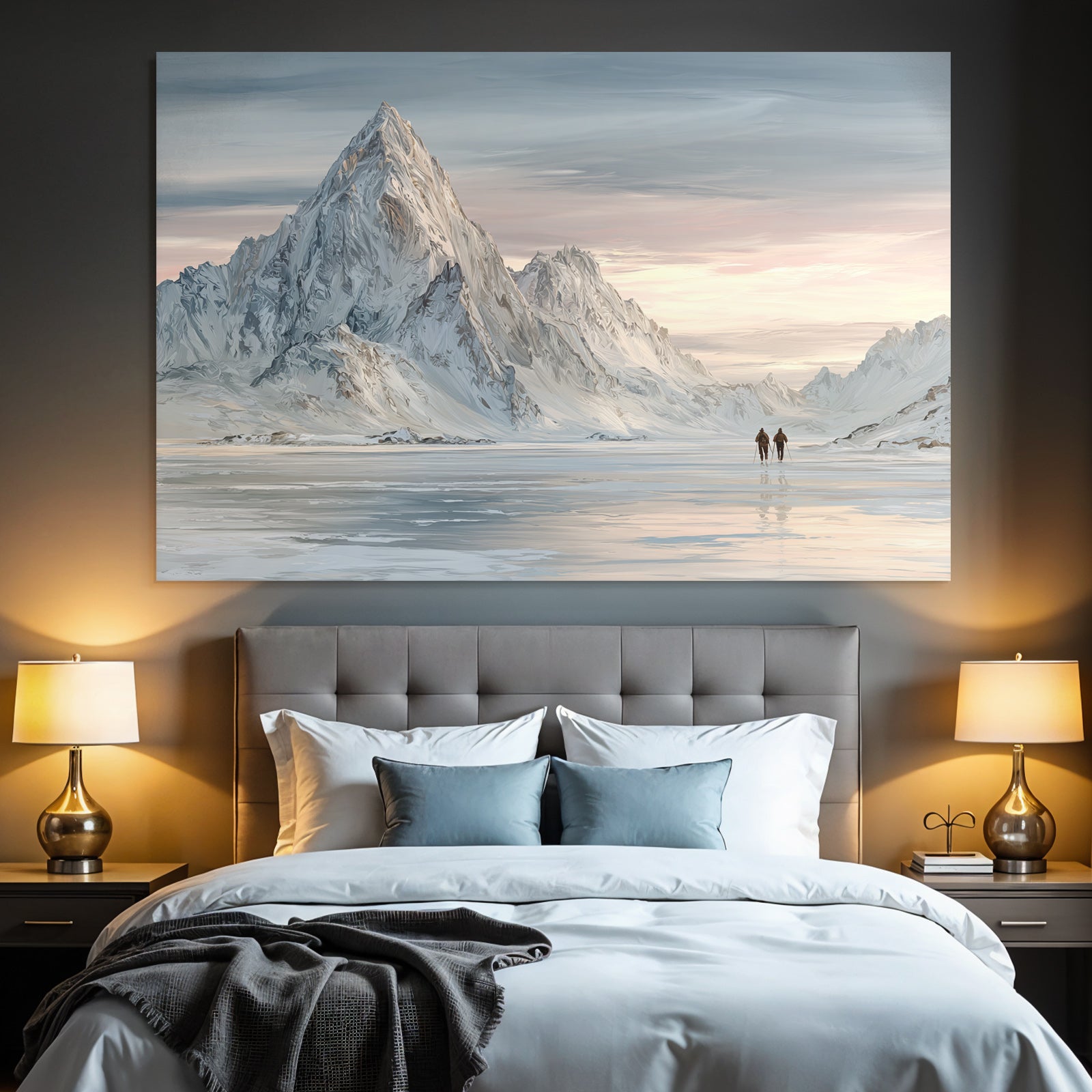 Winterlandschaft Mit Zwei Personen Auf Gefrorenem See Vor Verschneiten Bergen