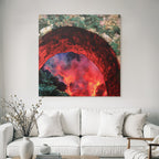 Steinbogen Mit Flammender Lava Und Moos