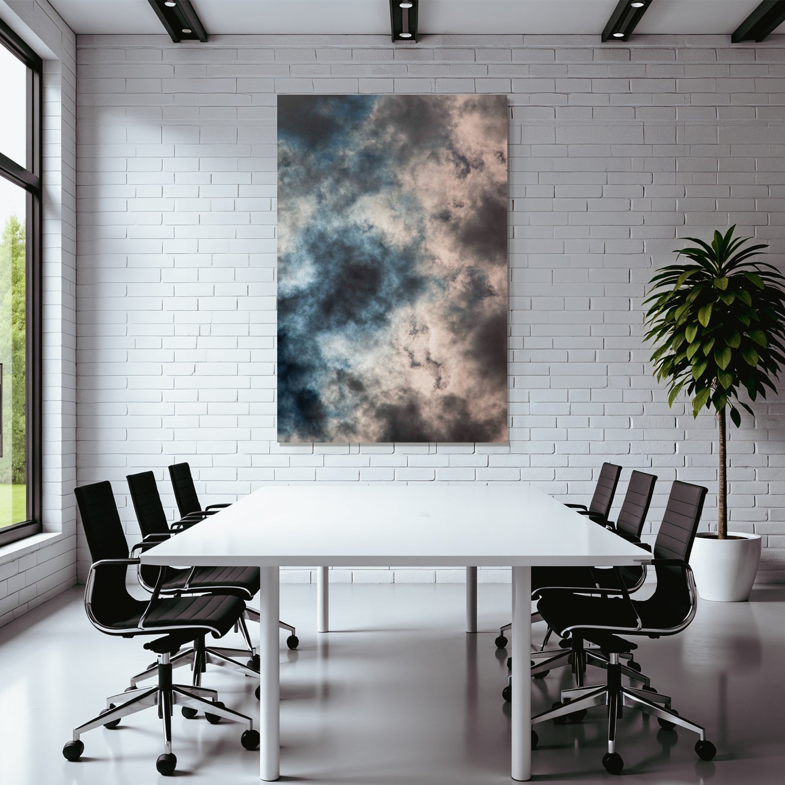 Dramatischer Wirbelnder Wolkenhimmel