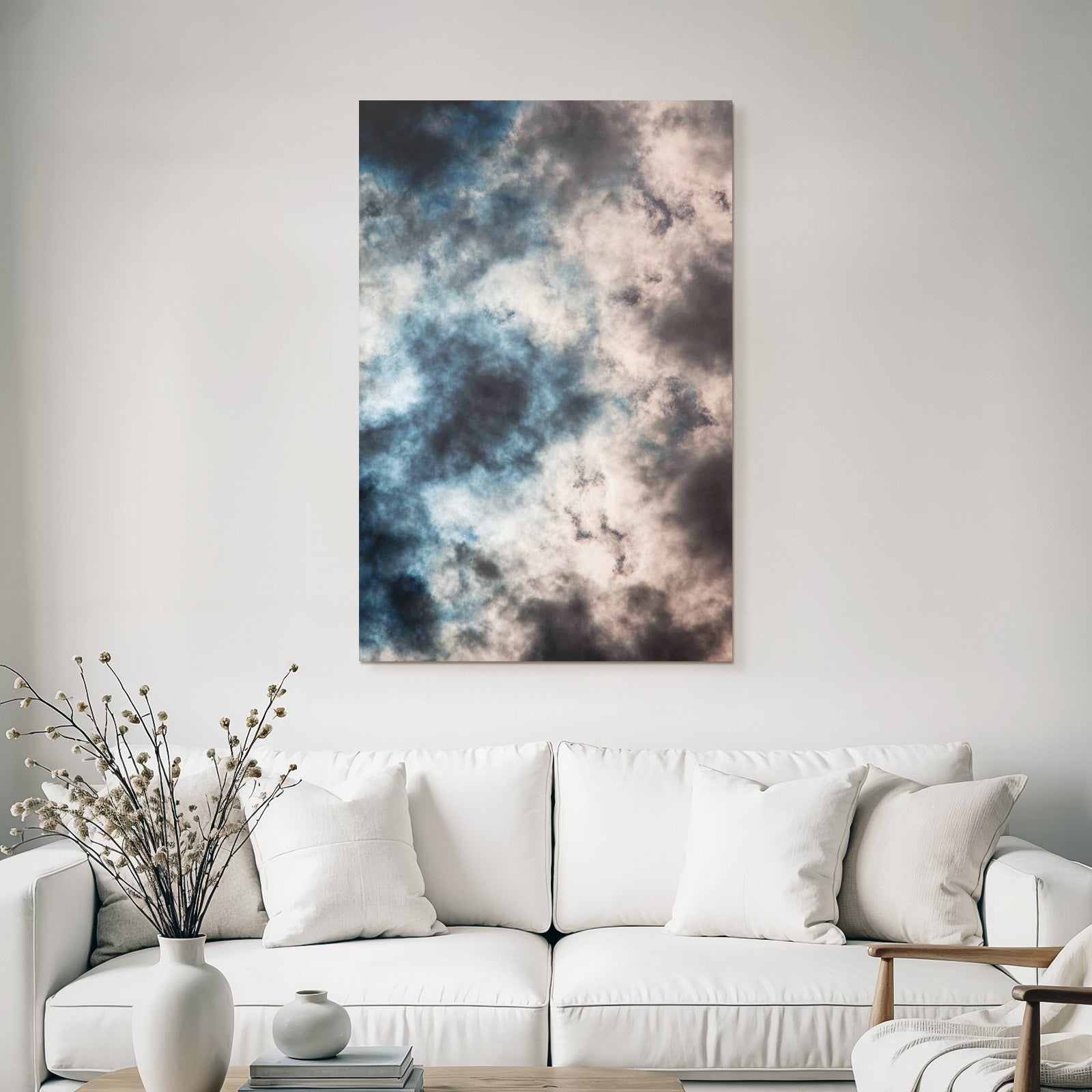 Dramatischer Wirbelnder Wolkenhimmel