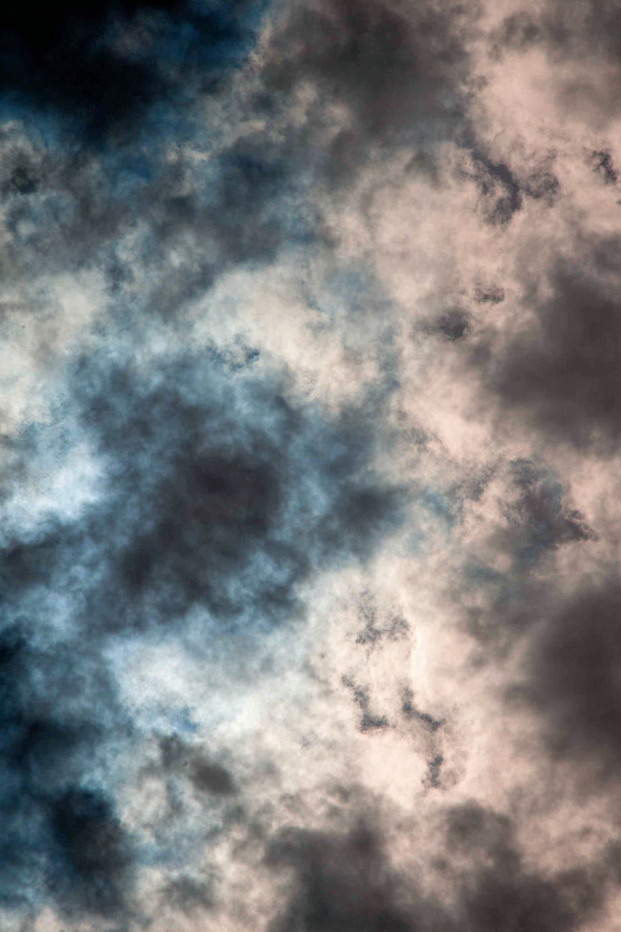 Dramatischer Wirbelnder Wolkenhimmel | Himmel und Wolken | Natur