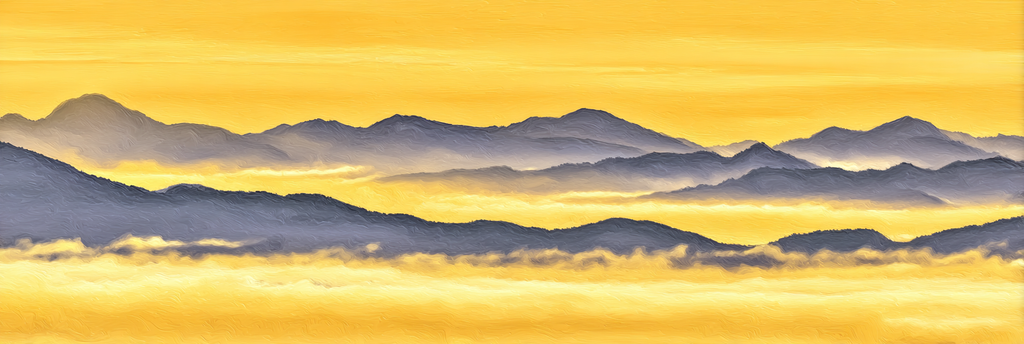 Gebirgssilhoütte Am Sonnenaufgang | Himmel und Wolken | Natur