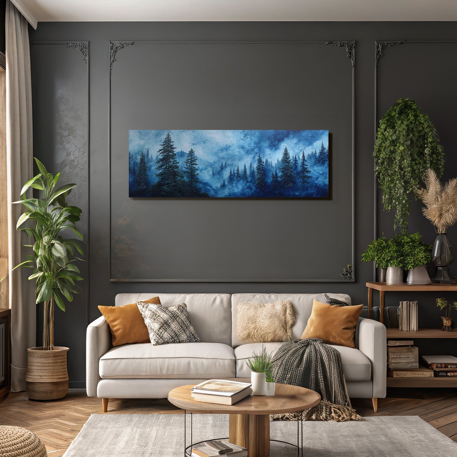 Malerische Neblige Waldlandschaft