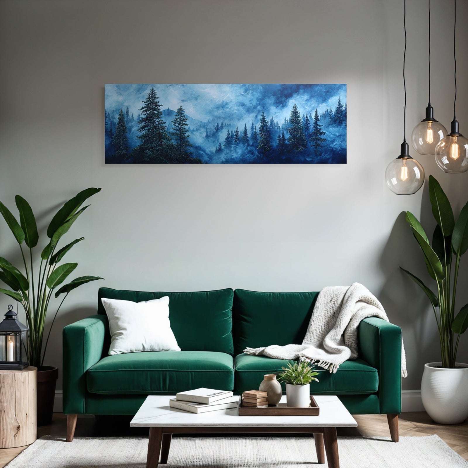 Malerische Neblige Waldlandschaft