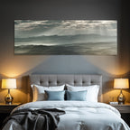 Neblige Berglandschaft Mit Lichtdurchbruch