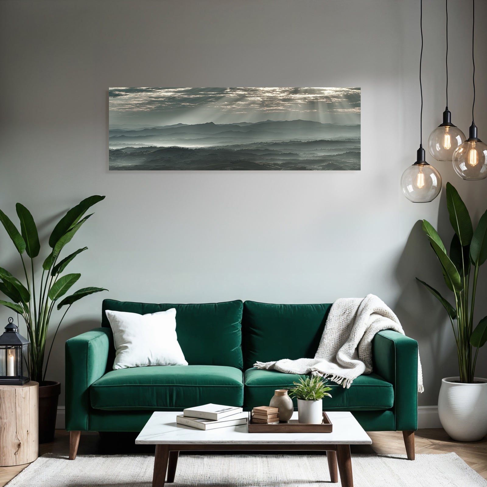 Neblige Berglandschaft Mit Lichtdurchbruch