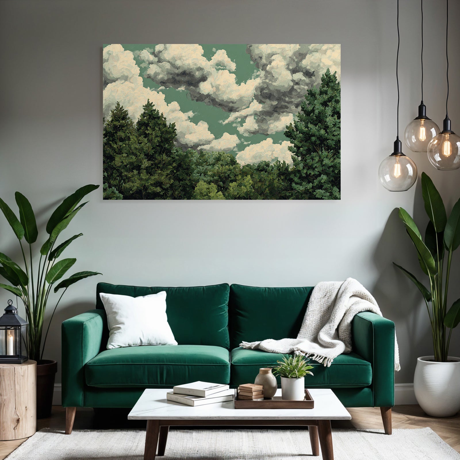 Wolkenhimmel Über Grünem Wald