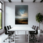 Atmosphärische Abstrakte Landschaft Mit Wolkenverhangenem Himmel Und Erdfarbenen Tönen