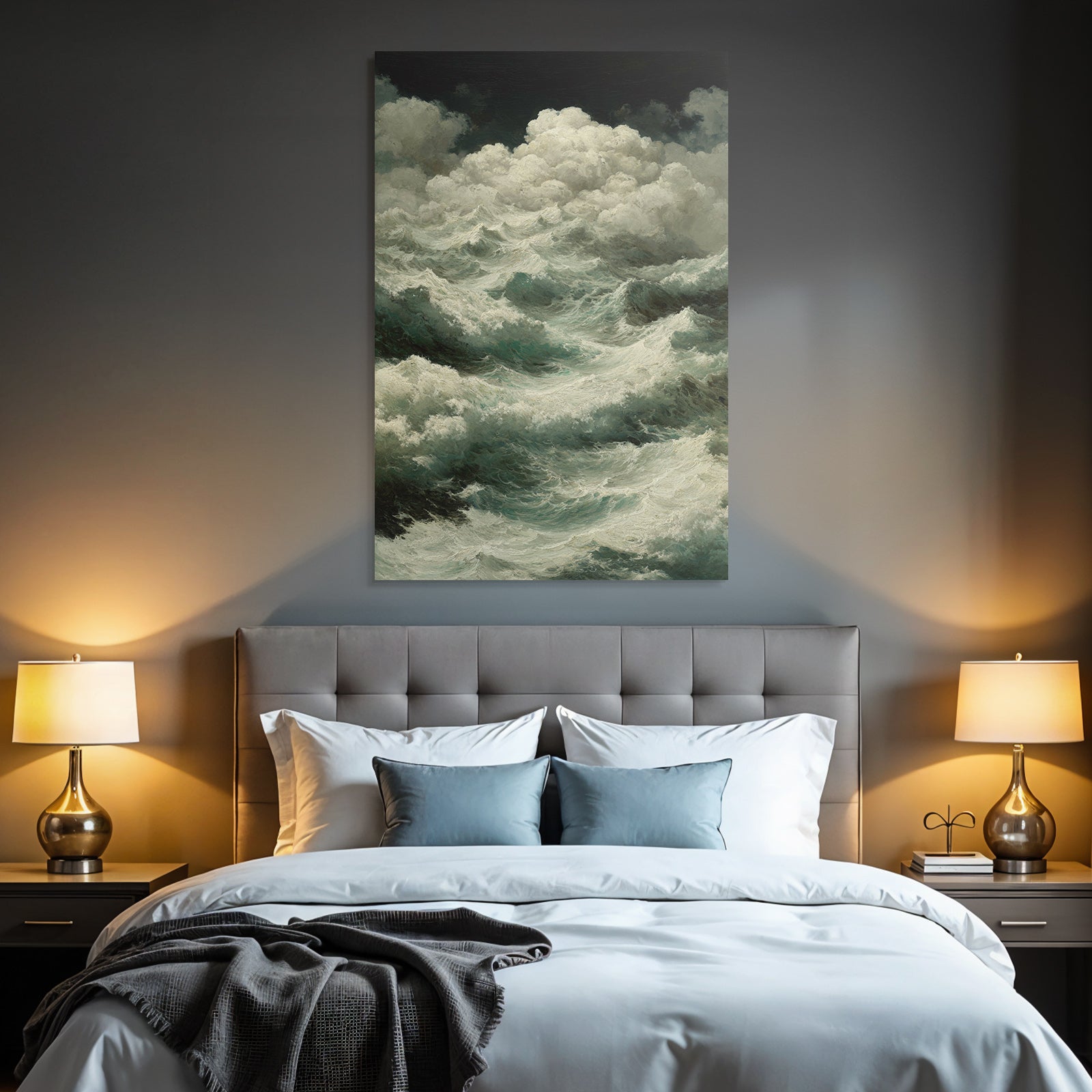 Tosende Wellen Unter Bedrohlichem Himmel