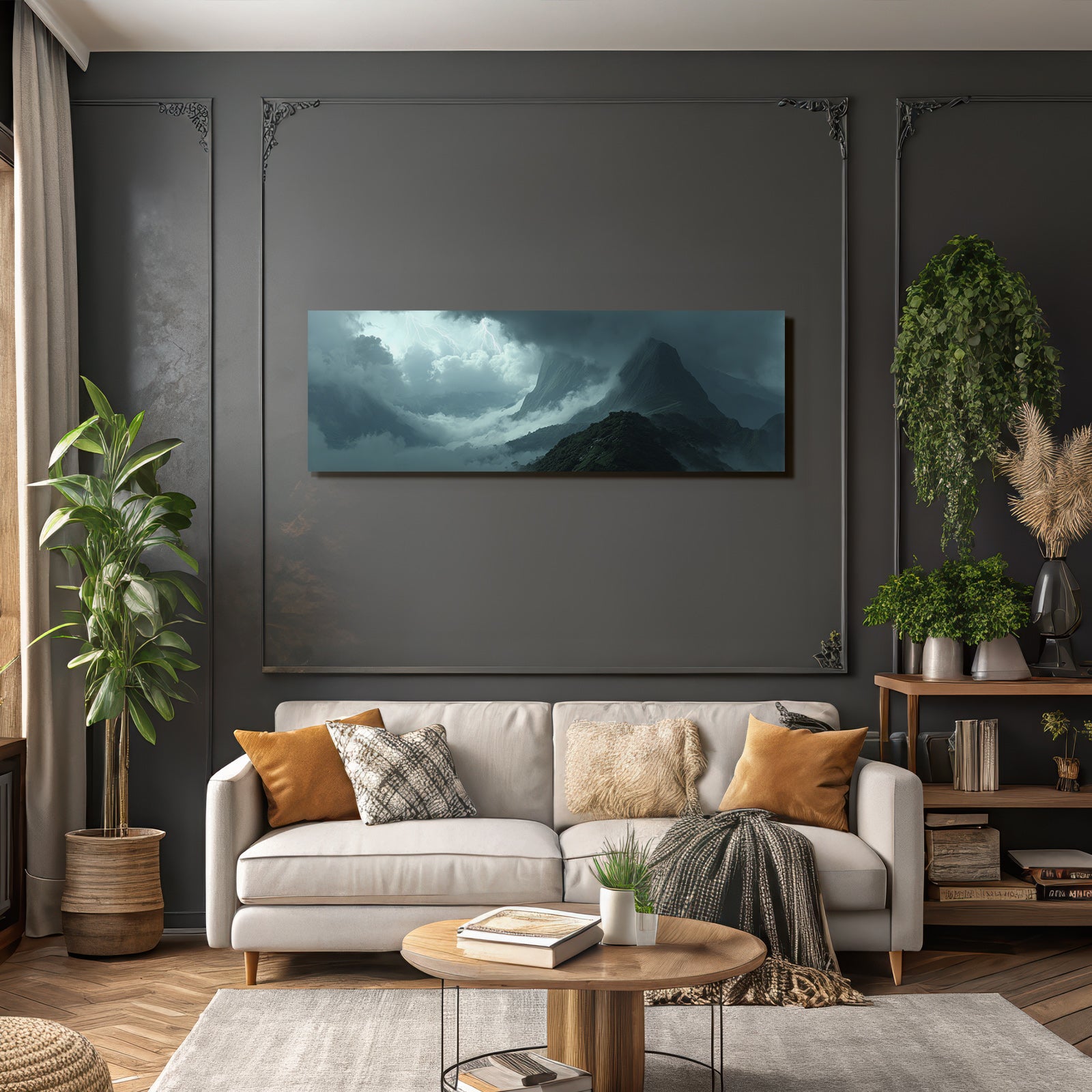 Gewitterlandschaft Mit Bergen Im Nebel Und Blitz