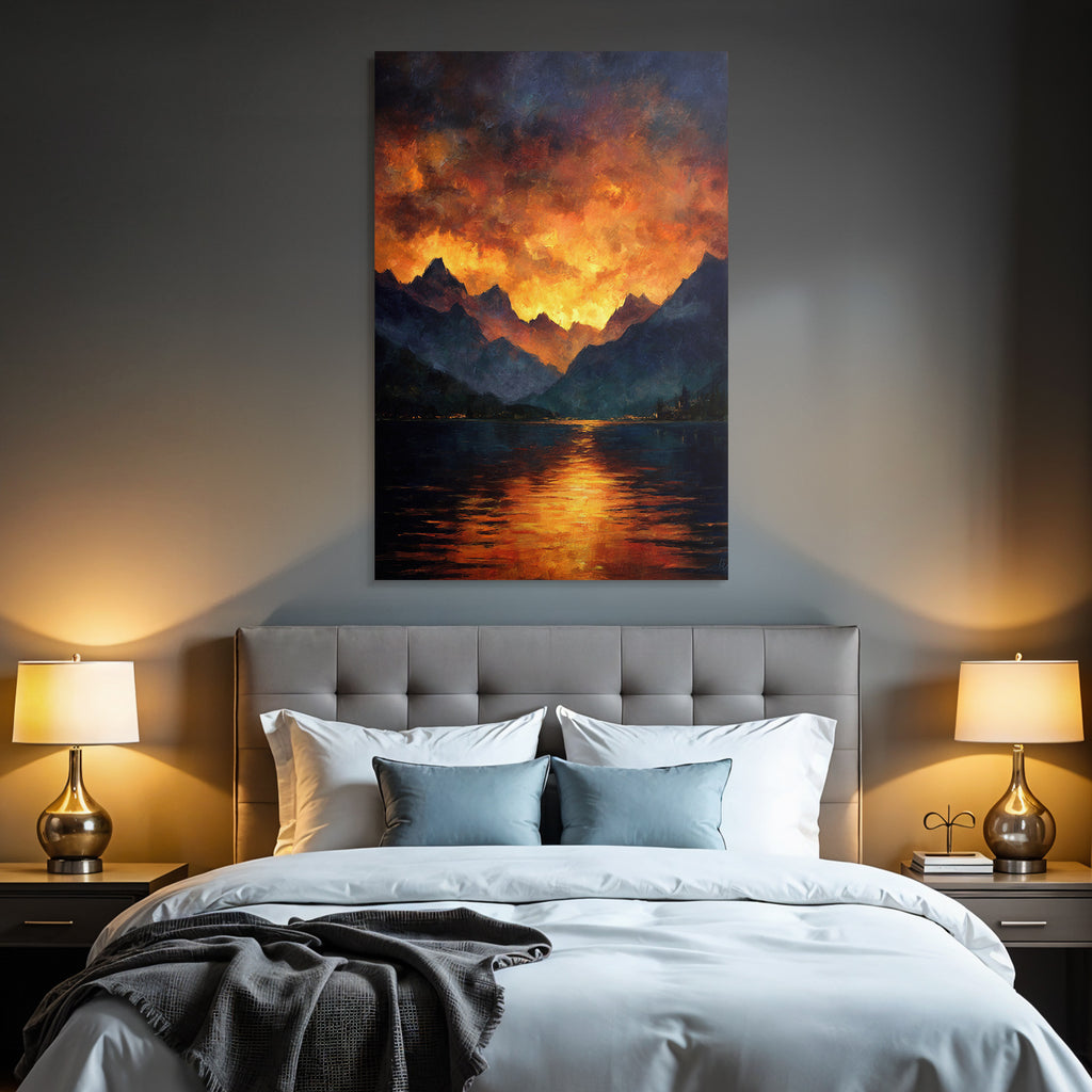 Dramatischer Sonnenuntergang Über Berglandschaft Mit Spiegelung
