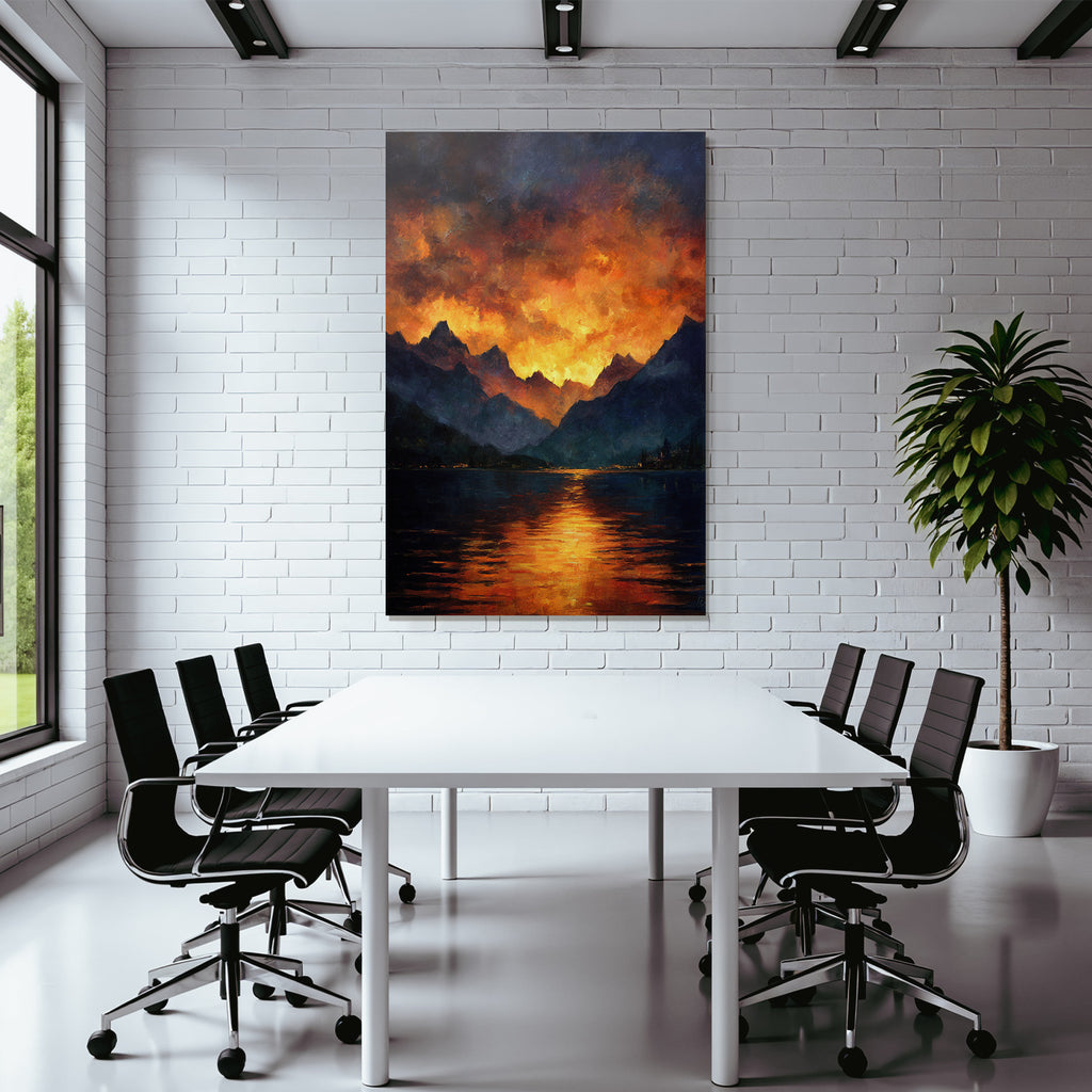 Dramatischer Sonnenuntergang Über Berglandschaft Mit Spiegelung