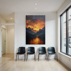 Dramatischer Sonnenuntergang Über Berglandschaft Mit Spiegelung