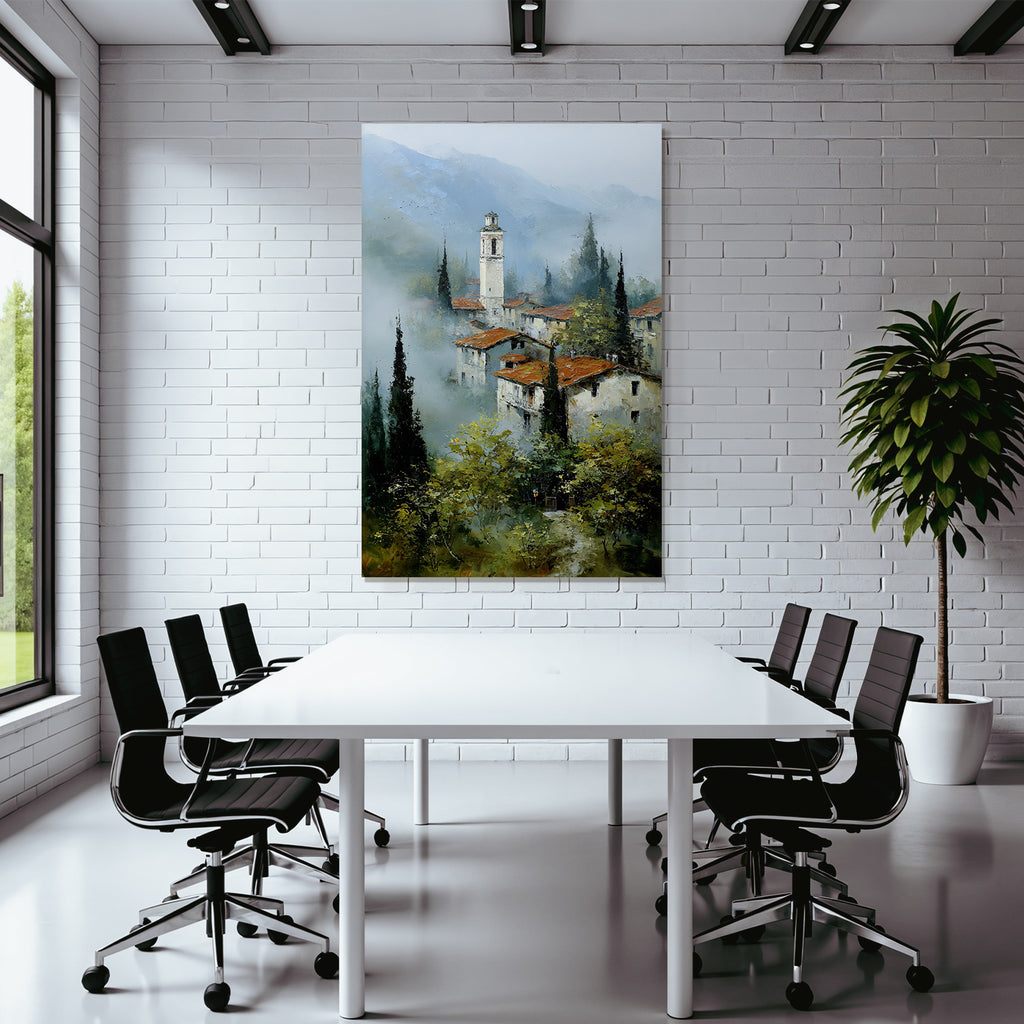 Nebliges Dorf Mit Uhrturm Im Bergtal
