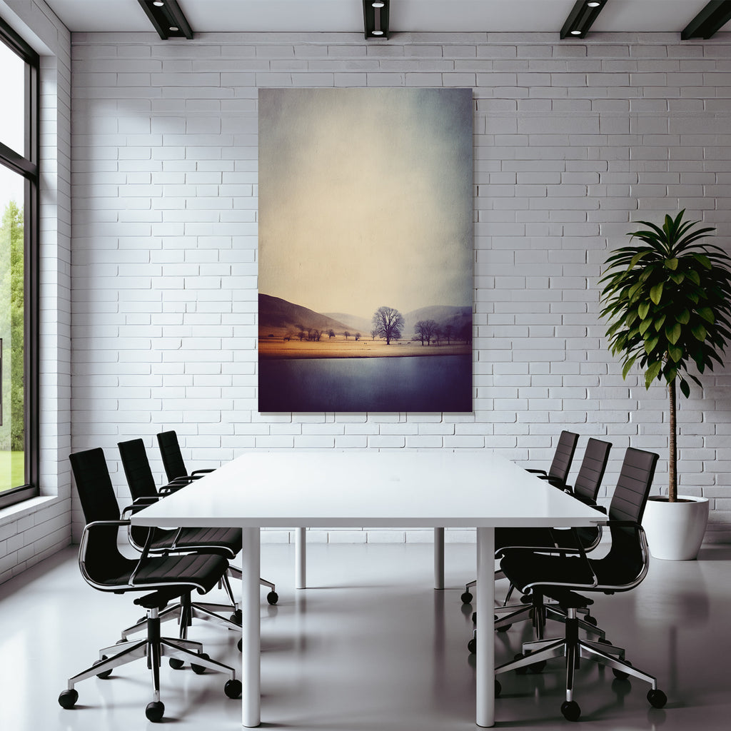 Ruhevolle Landschaft Mit Hügeln Wasser Und Bäumen