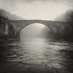 Steinerne Brücke Im Nebel | Nebel und Wetter | Natur