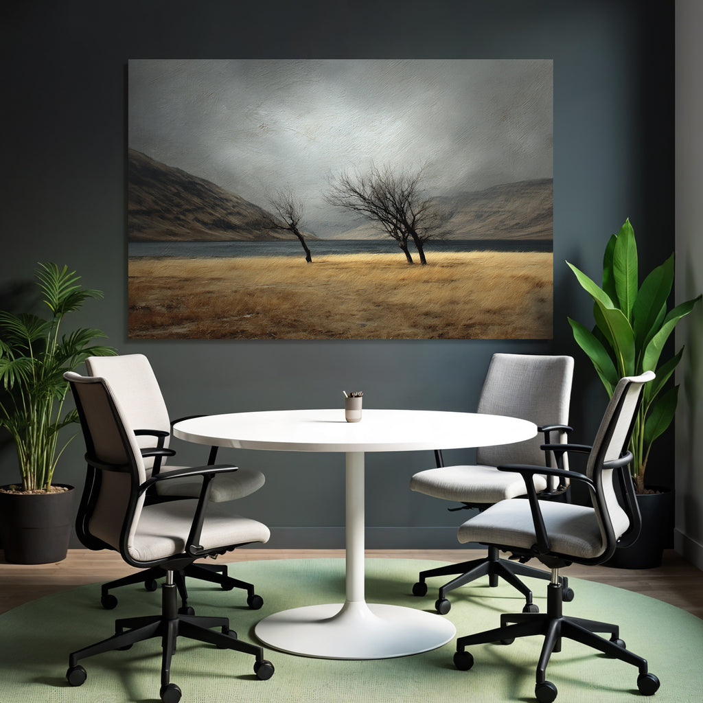 Einsame Uferlandschaft Mit Kargen Bäumen Trockenem Gras