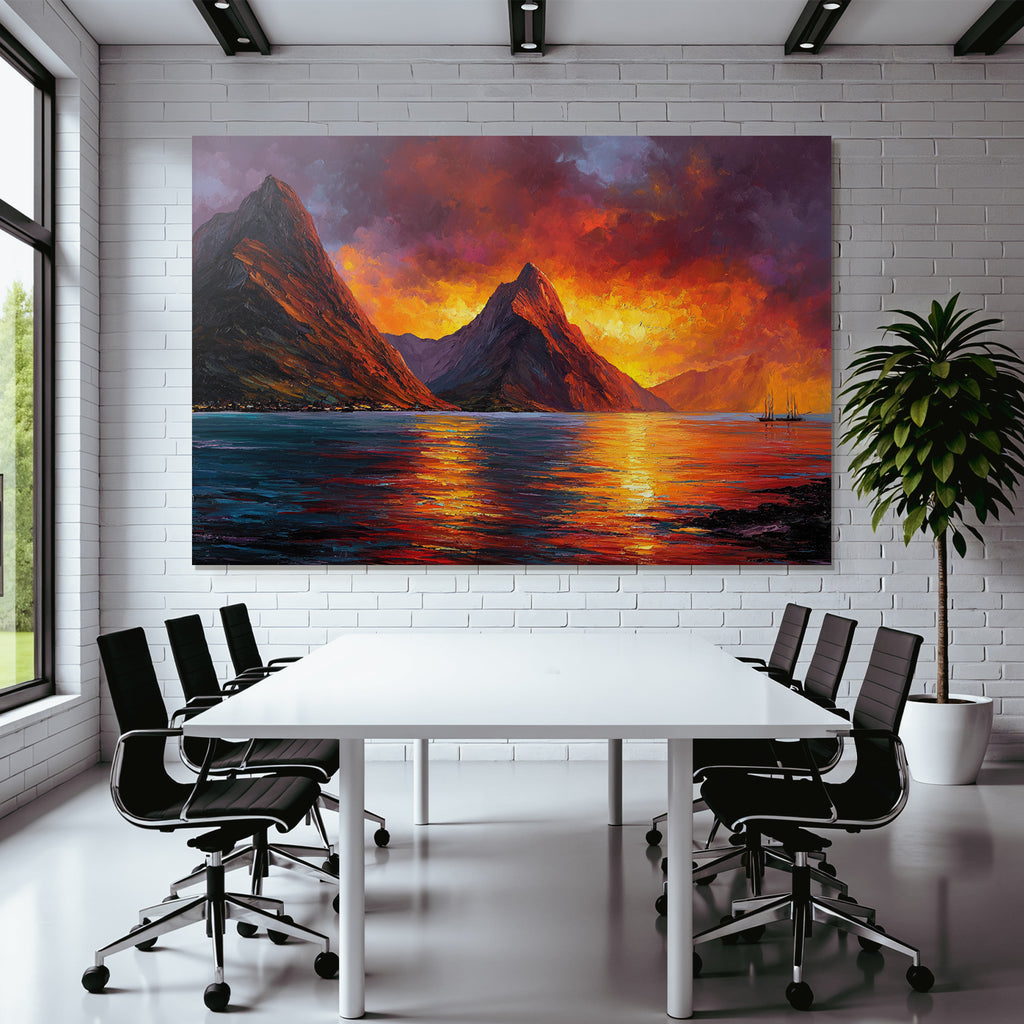 Malerische Sonnenuntergangslandschaft Mit Bergen Booten Und Spiegelndem Wasser