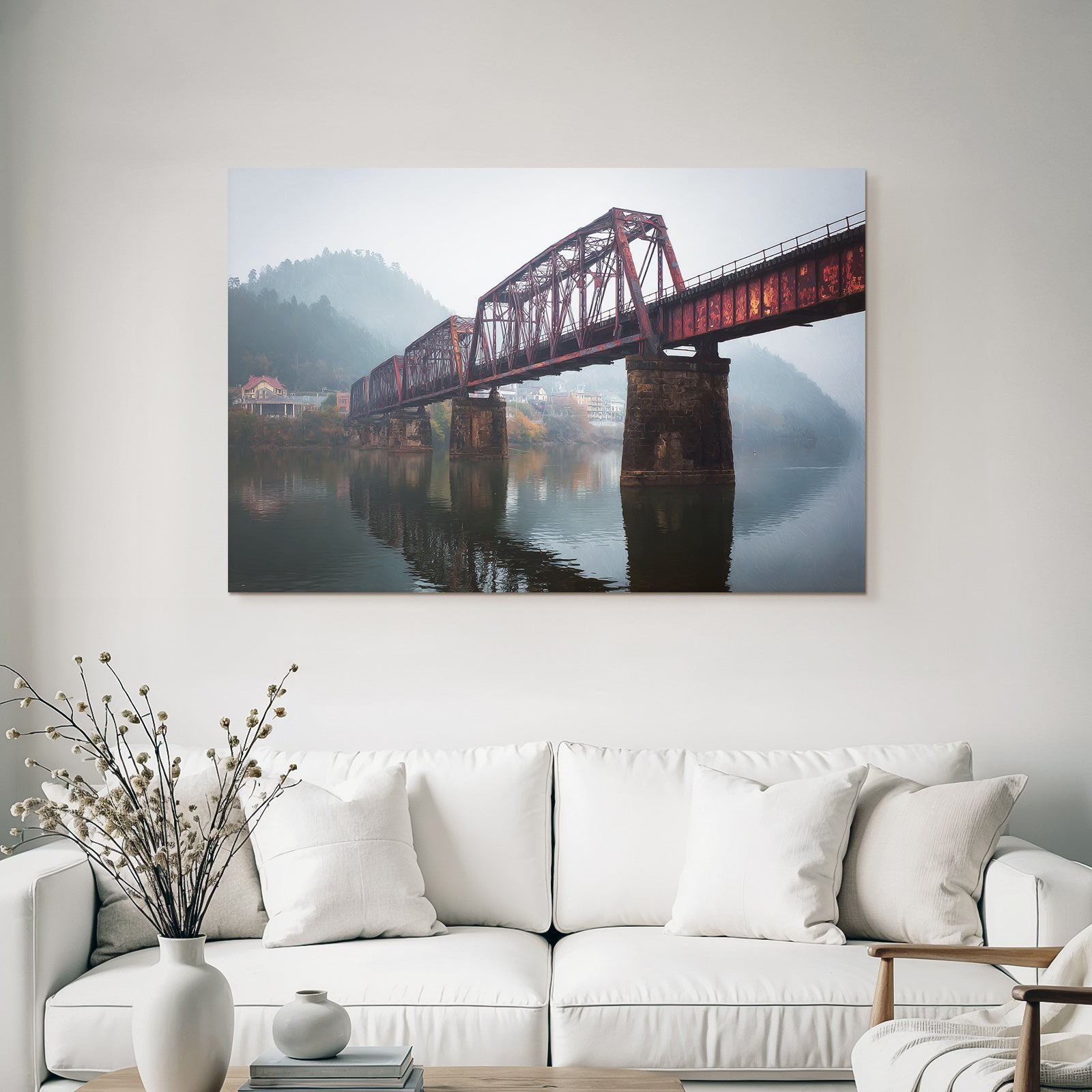Rote Eisenbahnbrücke Im Morgennebel Mit Hügeln Und Spiegelung