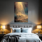 Goldene Lichtstrahlen Spiegeln Sich Im Wasser