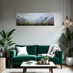 Schneebedeckte Berge Und Bunte Blumenwiese