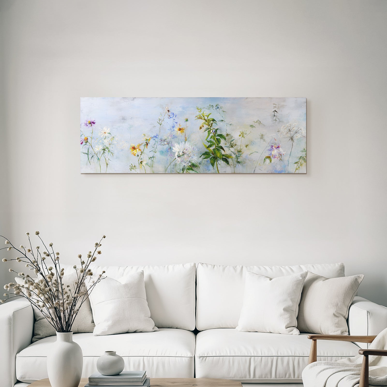 Zarte Wiesenblumen Vor Weichem Hintergrund