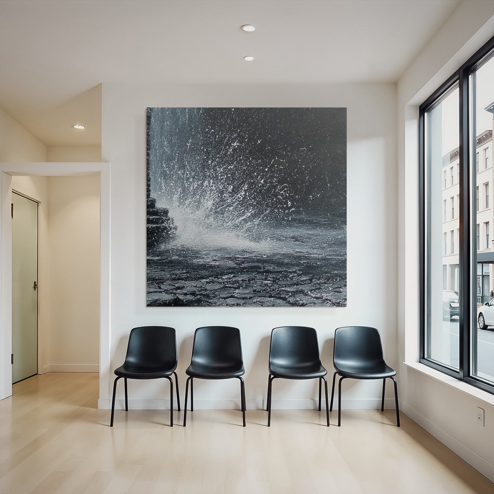 Spritzendes Wasser Auf Dunklem Hintergrund
