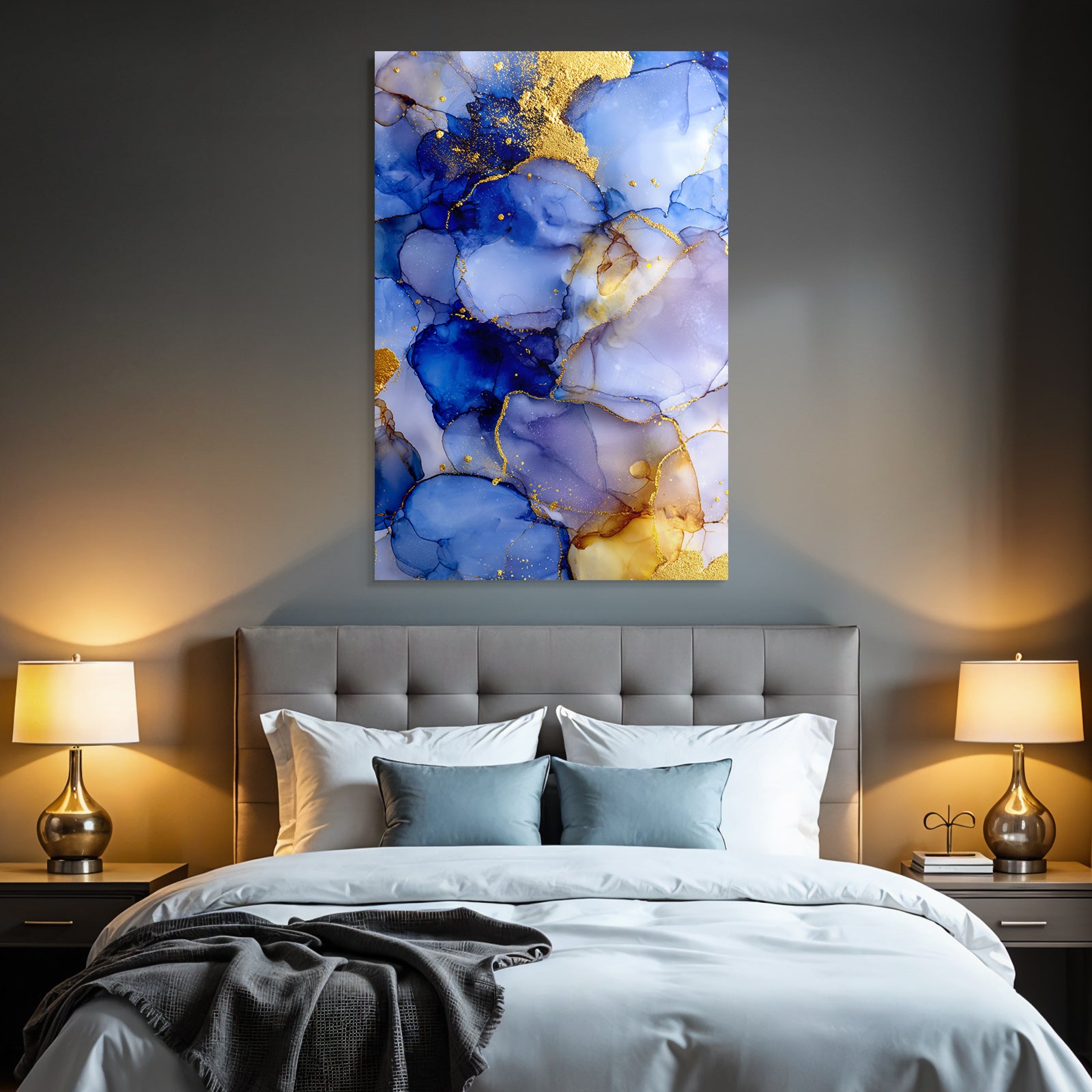 Flüssiges Design Mit Blautonen Und Goldakzenten